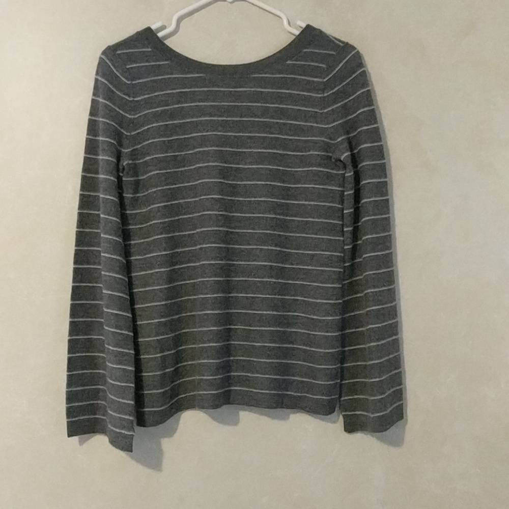 Vince Striped Cashmere Gray Sweater Bell Sleeve - Picture 8 of 8